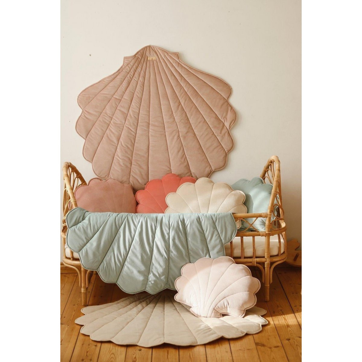 Powder Pink Samt-Shell-Matte