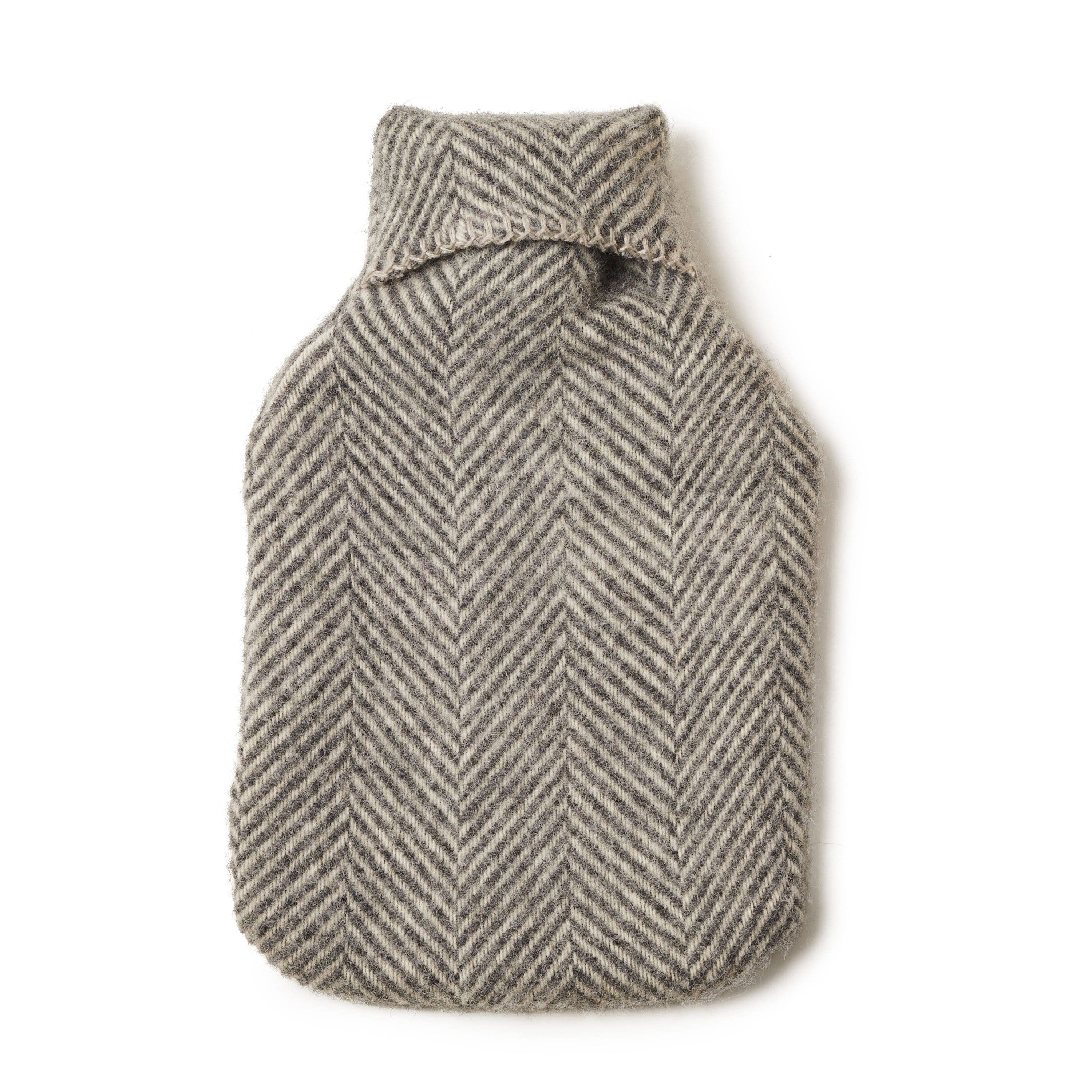Fischgrätmuster Wärmflasche aus reiner Schurwolle - Schiefergrau
