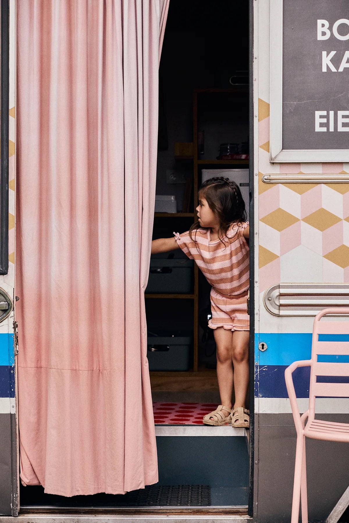 Ruffle Short Fancy Stripe - Silver Pink