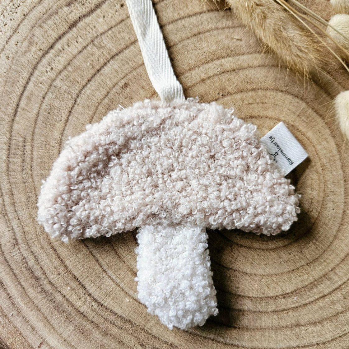 Handgefertigtes Pilz-Schnullertuch, Henne Living