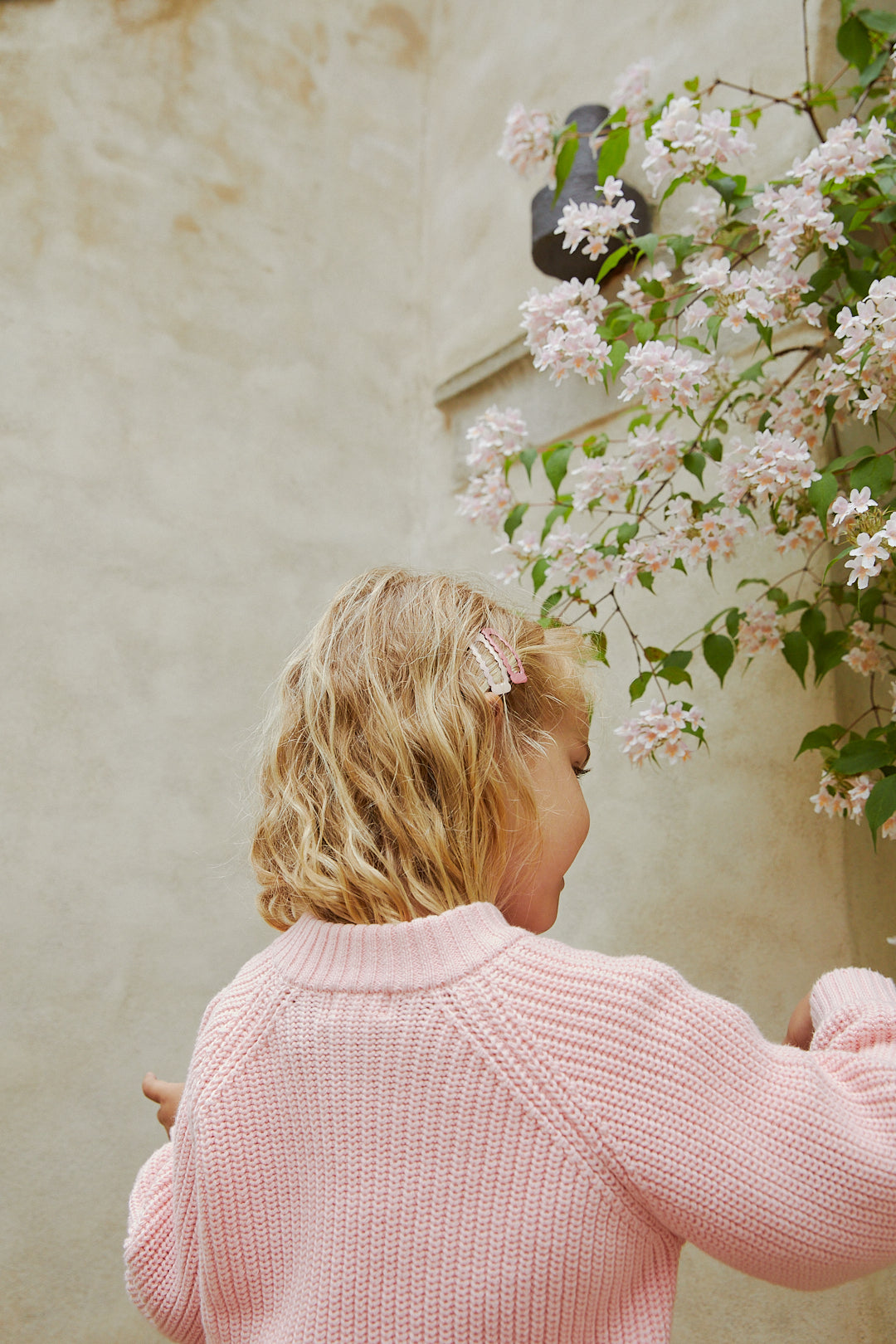 Klassische Gestrickter Pullover