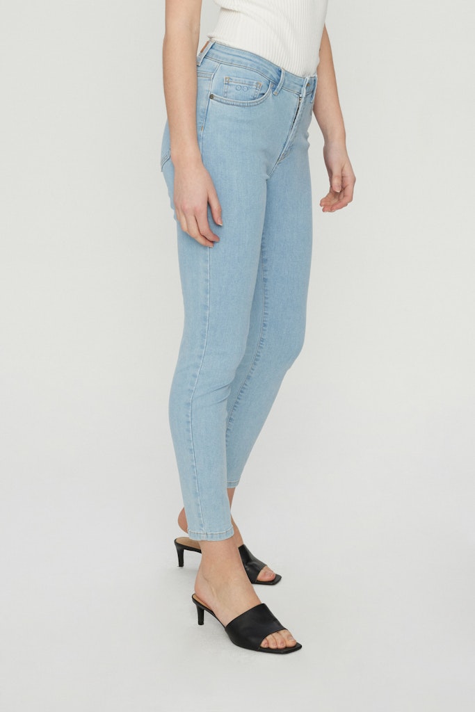 NUSIDNEY CROPPED JEANS - Light Blue Denim