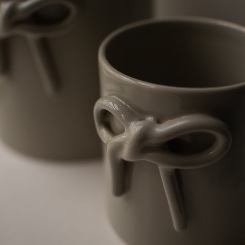 Topf - 'Bow' Small