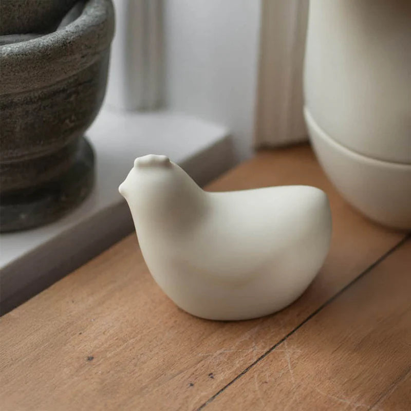 Decorative Figur - 'Mini Hen' White Dot