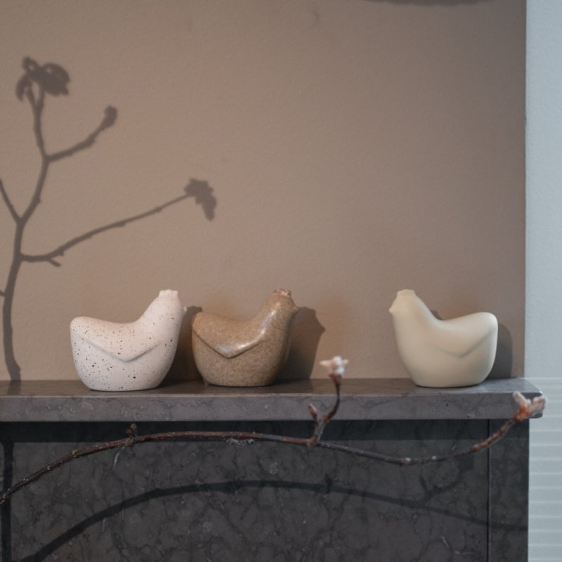 Decorative Figur - 'Mini Hen' White Dot