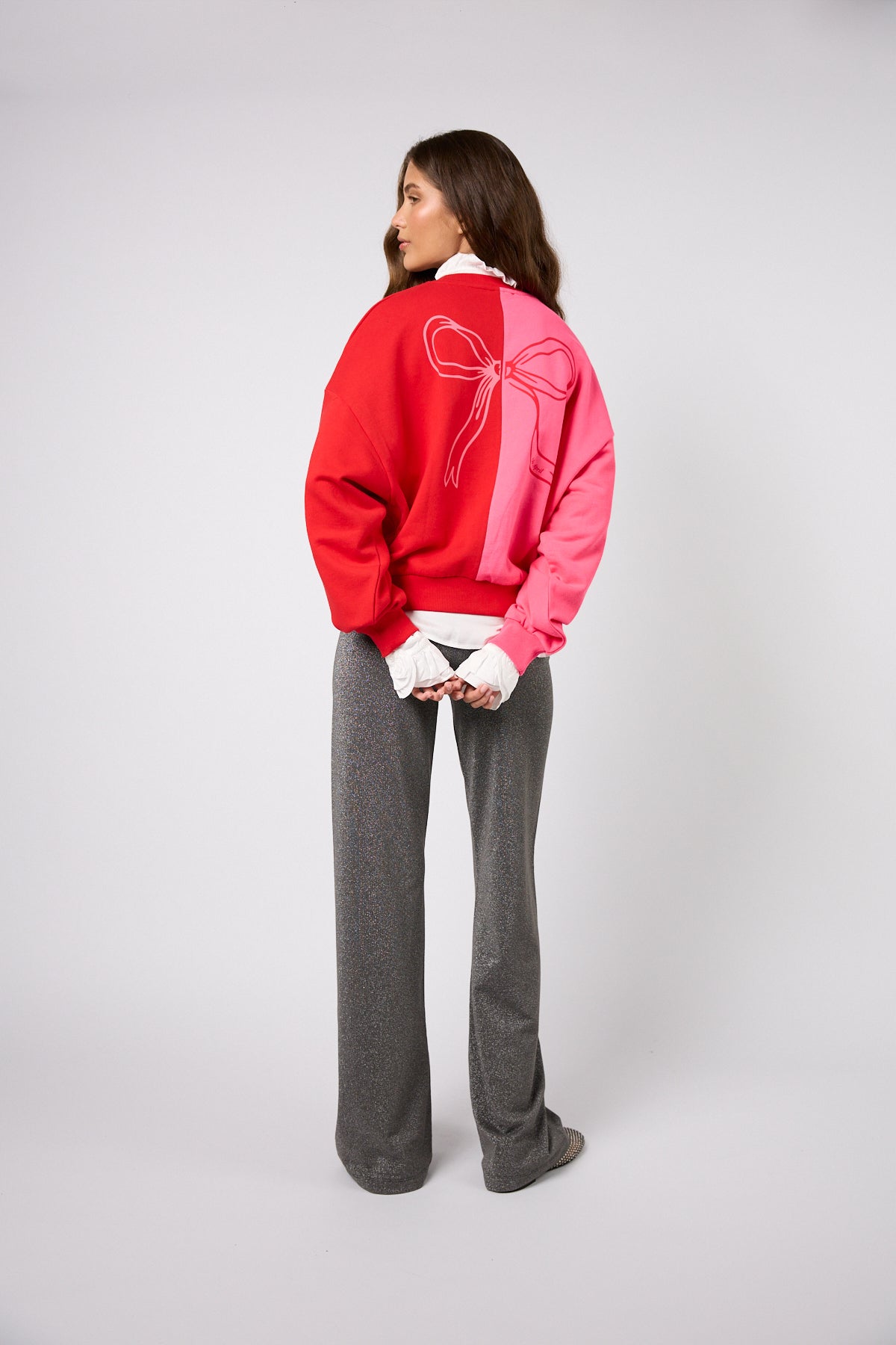 Sweater Bow OH APRIL